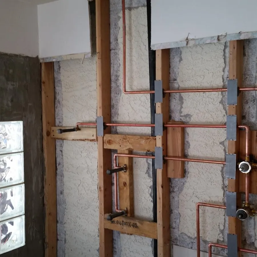 Copper pipe installation for Emergency Plumber in Hondo